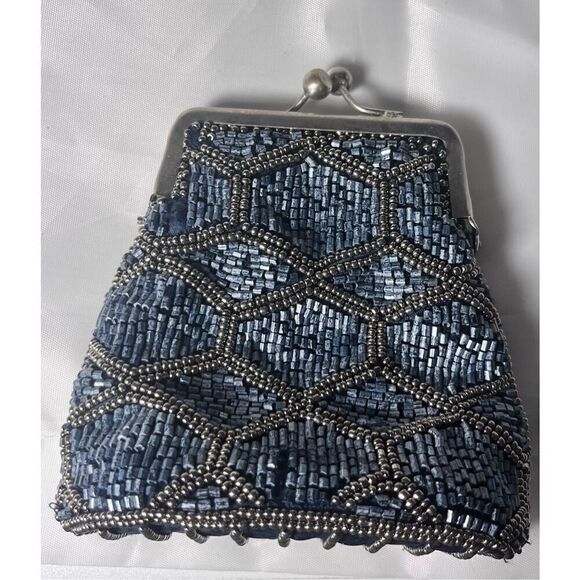 Elegant Blue Beaded Clutch - Picture 7 of 14